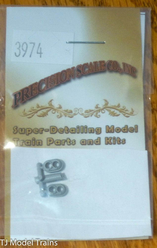 Precision Scale HO #3974 Headlight, Twin Sealed Beam, Pyle National (Plastic)
