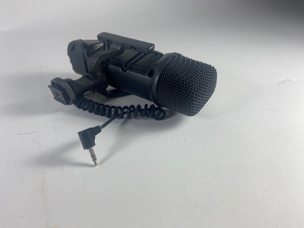 RØDE SVM Stereo VideoMic – X/Y Condenser Microphone – Camera Mountable