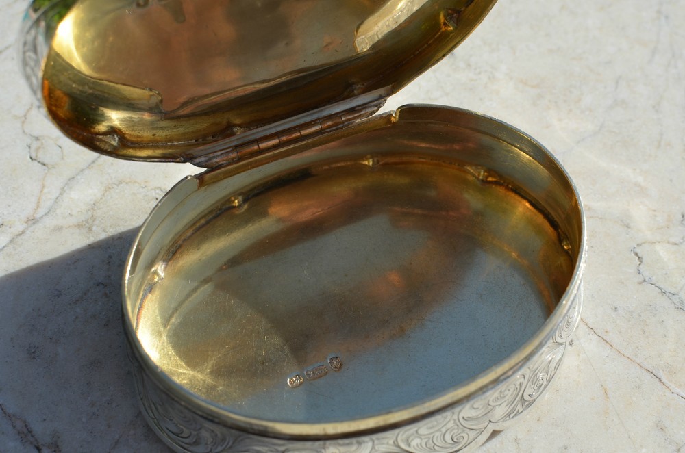 MASSIVE STERLING SILVER SNUFF BOX, RARE SOLID SILVER BOX, MUST SEE !!