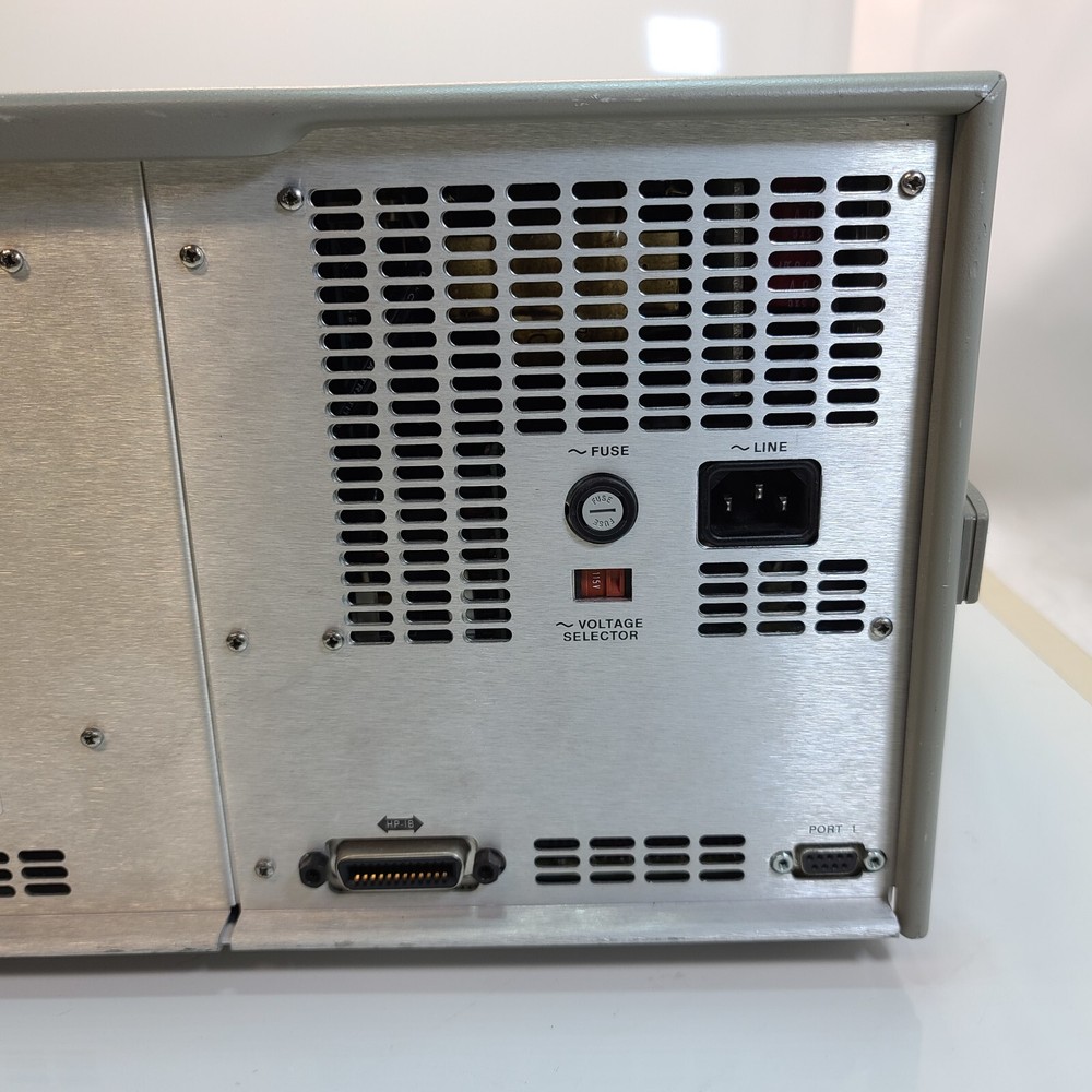 HP 35660A Dynamic Signal Analyzer *Tested*