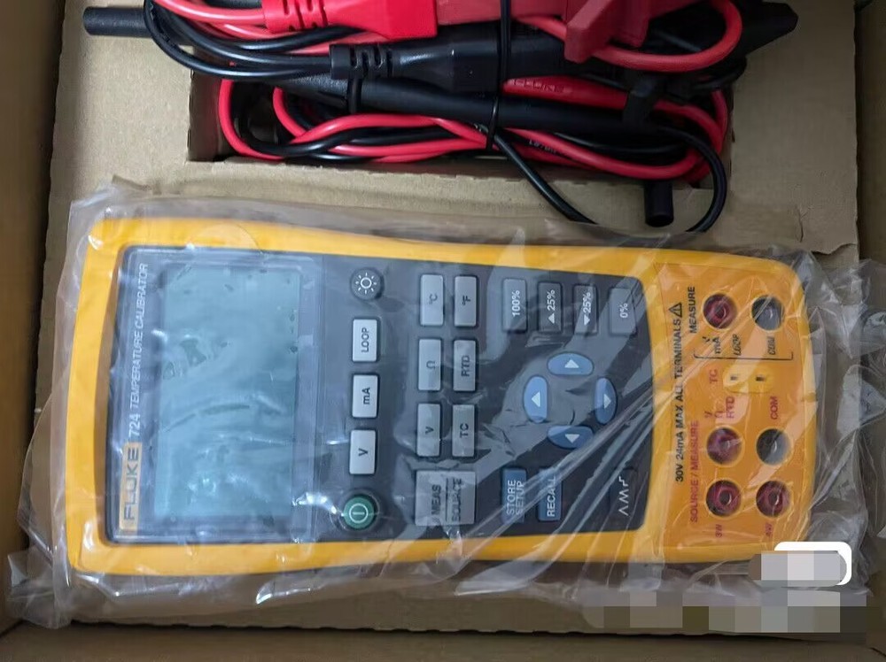 Fluke 724 Documenting Multifunction Process Calibrator new #L
