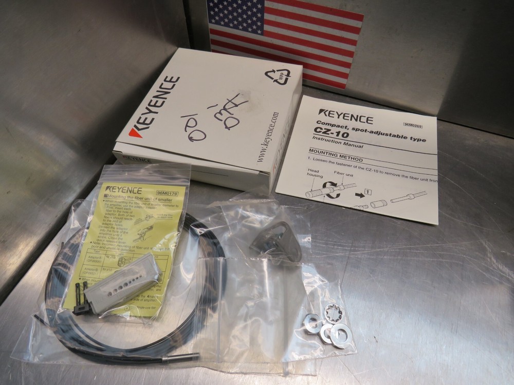 Keyence CZ-10 Fiber Optic Sensor