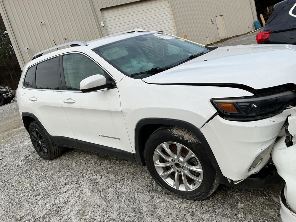 CHEROKEE 2019 Glove Box 4983555