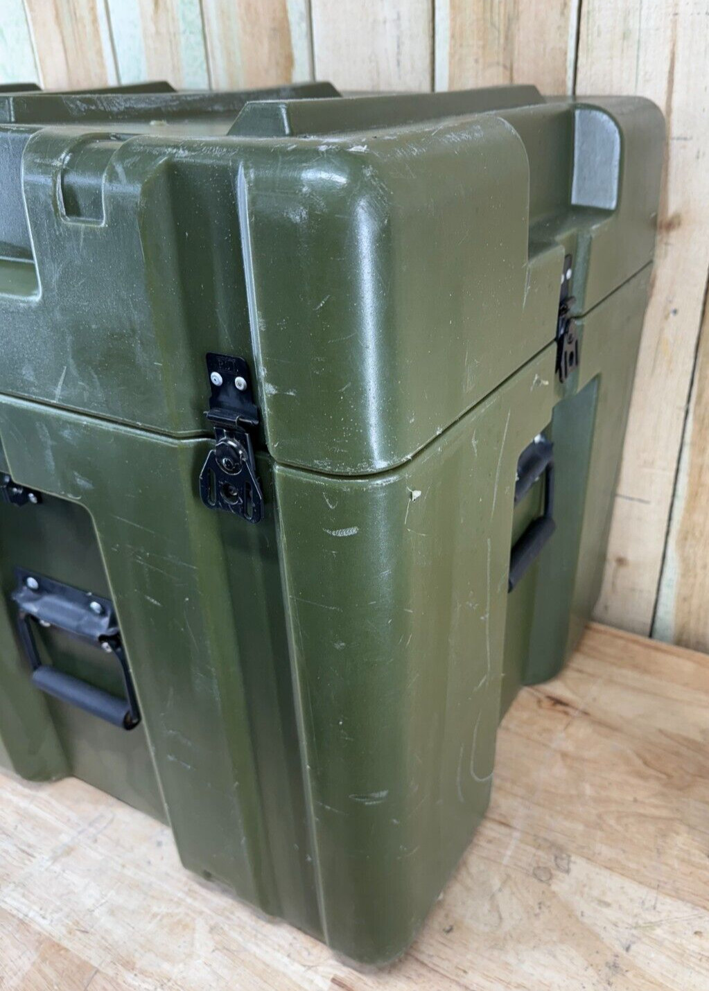PSI Footlocker Green Case 32"X20.5"X21.5" Military (Hardigg) Waterproof