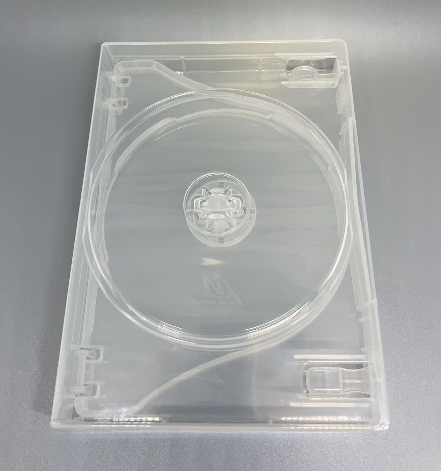 SALE! 2 TOP QUALITY 27MM MULTI-4 DISC DVD CASE, M-LOCK HUB, CLEAR, 4DVD3-CLR-OS