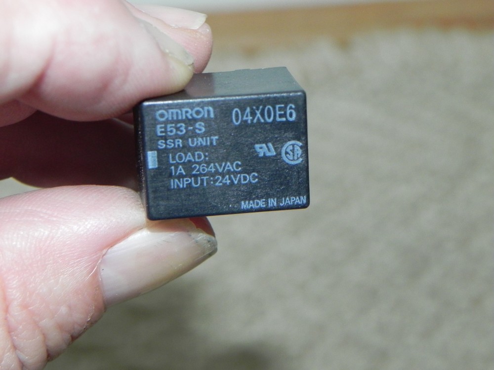 Omron E53-S Output Unit, 1 A at 75–250 V AC Solid State Relay