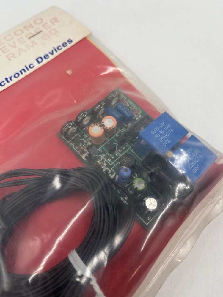 Ho Scale Ram Track RAM60 Econo Reverser Electronics Devices