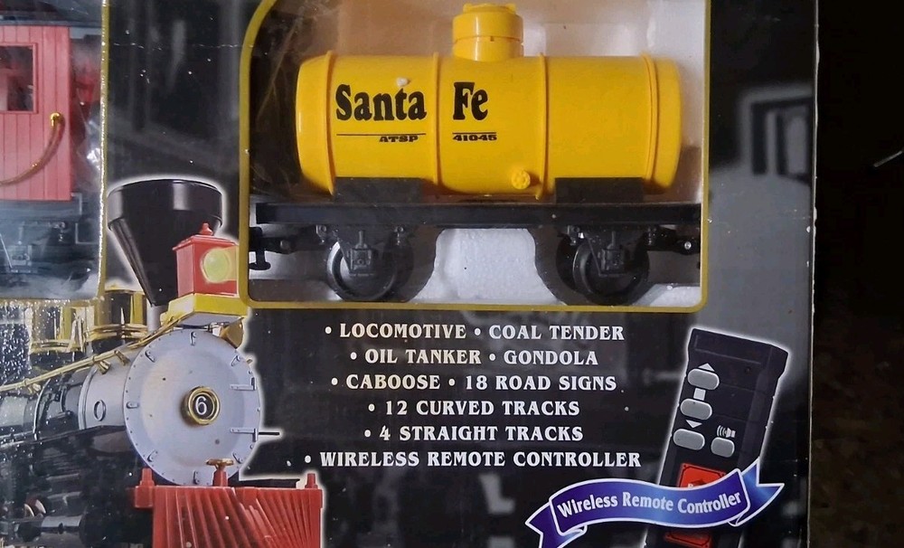 EZTEC Santa Fe Express 40PC Wireless Remote Control "G" Gauge Train Set