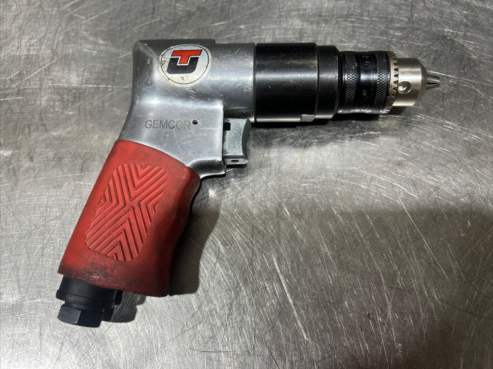 Universal Tool 3/8” Hand Drill. Used Surplus