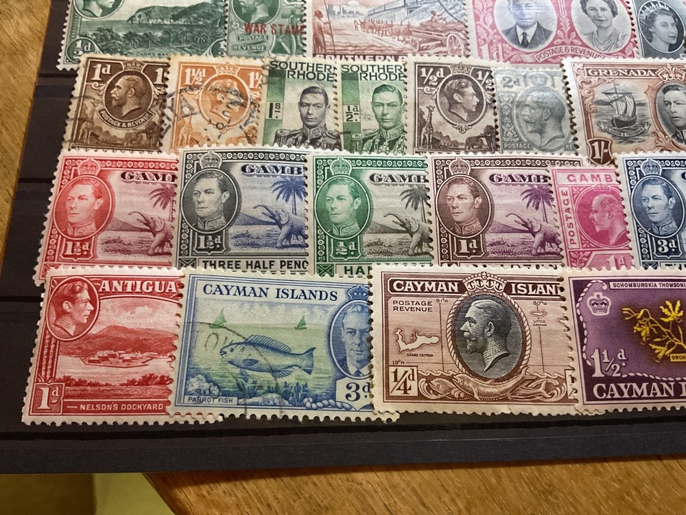 Commonwealth mixed mounted mint or used stamps B2377
