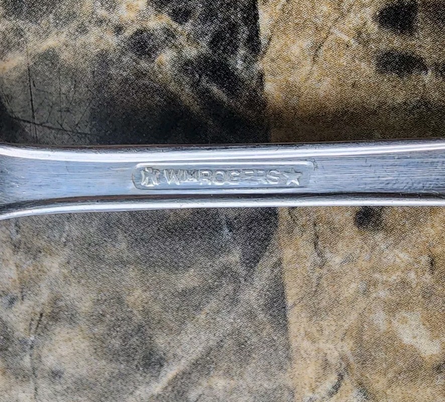 😄 WM ROGERS ART DECO c1939 IMPERIAL SILVERPLATED SUGAR SPOON 🍚 🥄