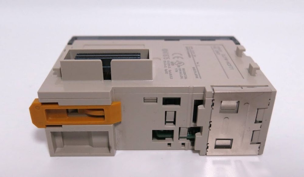 OMRON CJ1W-NCF71 NC Unit Numerical Control Untested AS IS USED