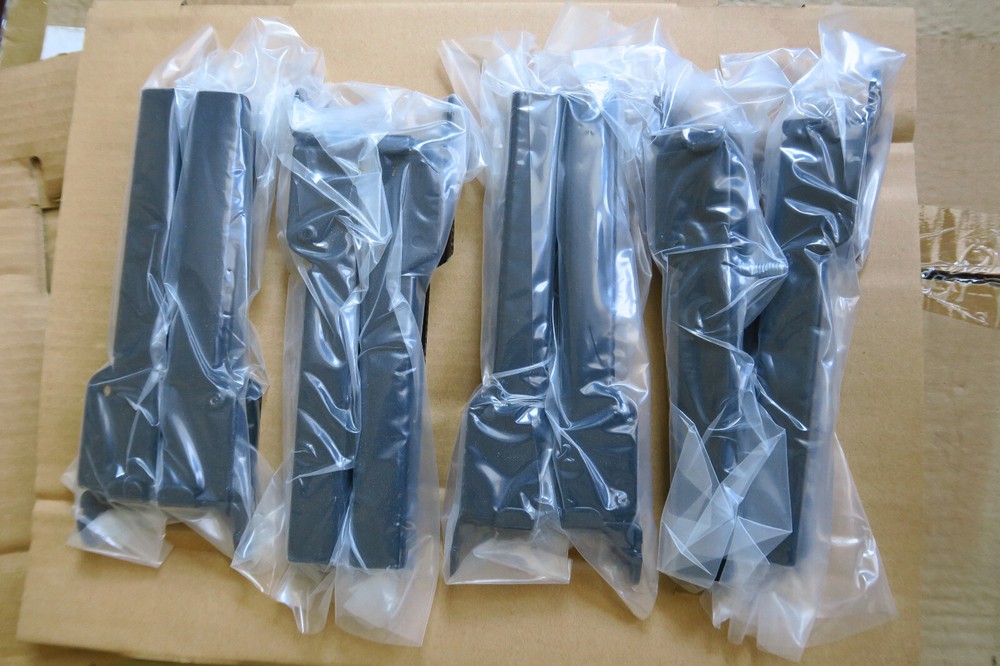 Chief HBU Heavy Duty VCM Universal Interface Bracket