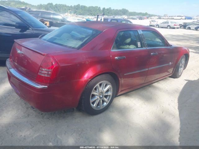 300 2006 Glove Box 4747846