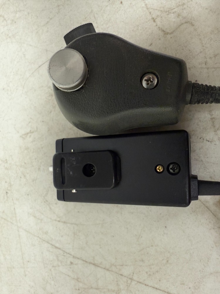 Icom HS-10SB Switch Box Controller Clip Push W/ Icom Microphone