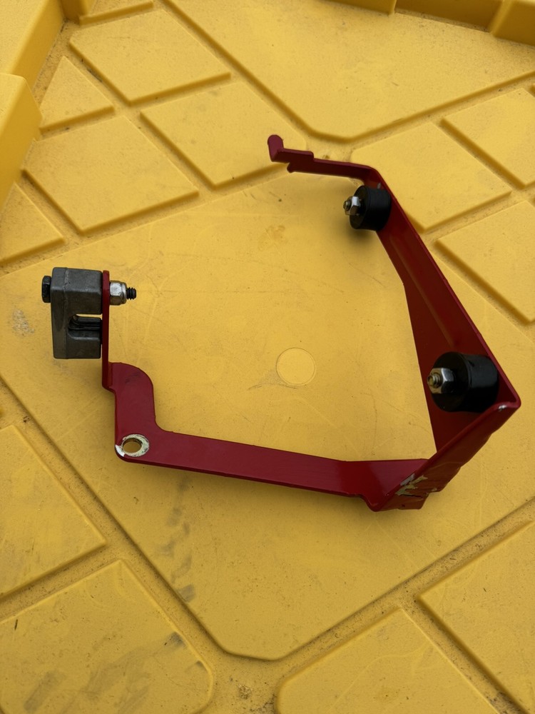 Volvo Penta OEM Top Cover Bracket 3819214