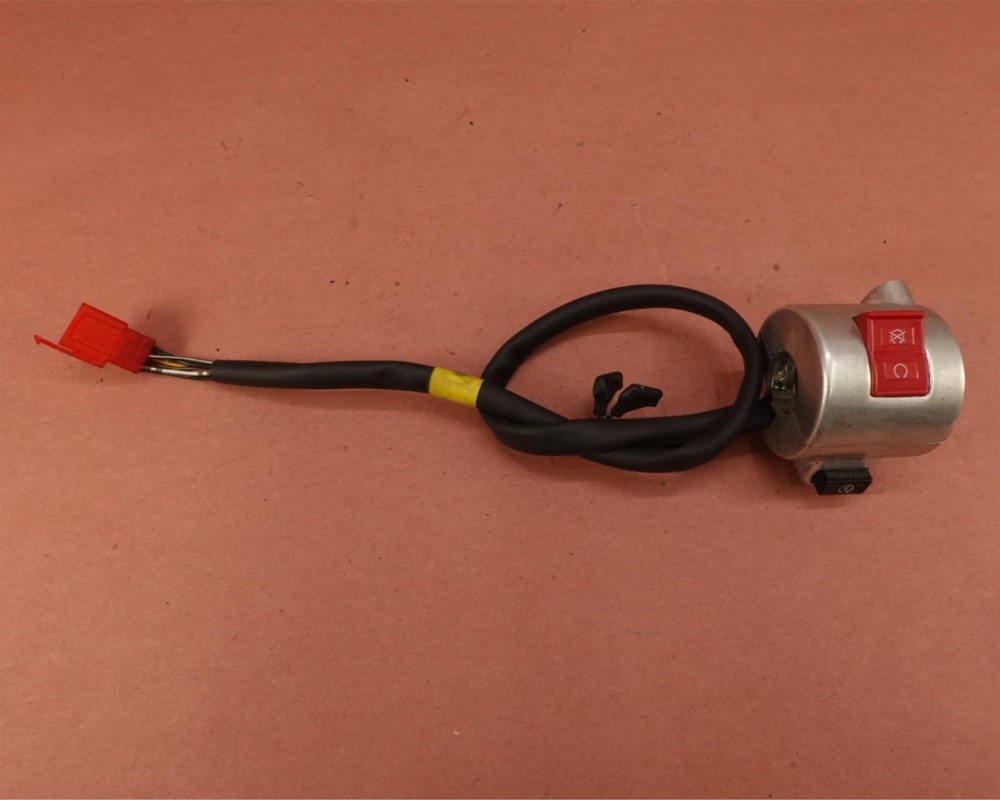 2003-2008 Honda VTX1300C Right Handlebar Stop Start Kill Switch