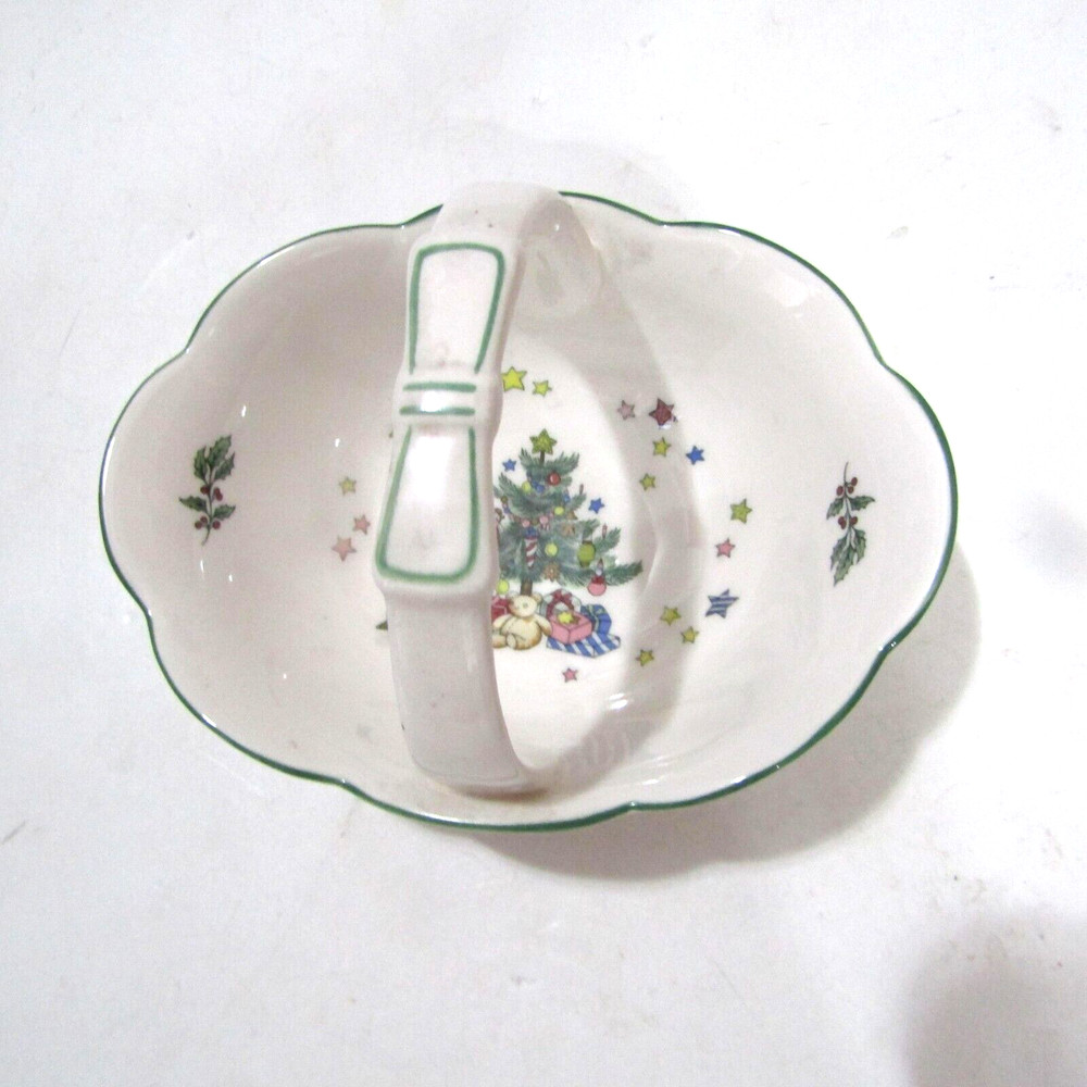 Nikko Happy Holidays Basket with Handle Candy Dish