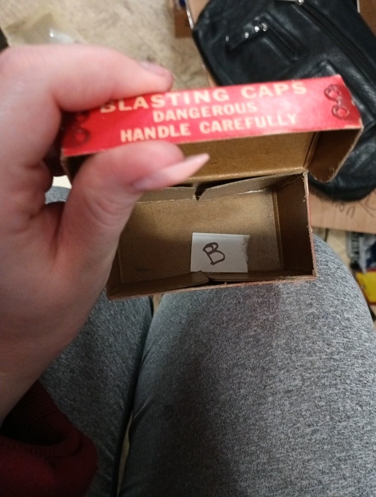 Red Du Point Blasting Caps Cardboard Box Wilmington Delaware