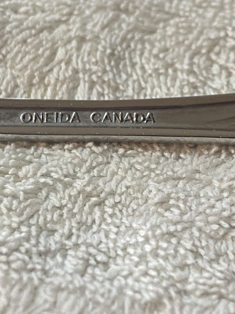 Oneida Canada Stainless Server Set Fork & Spoon