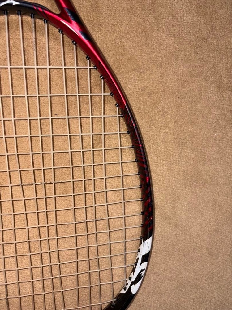 Mizuno Technix 200 tennis racket