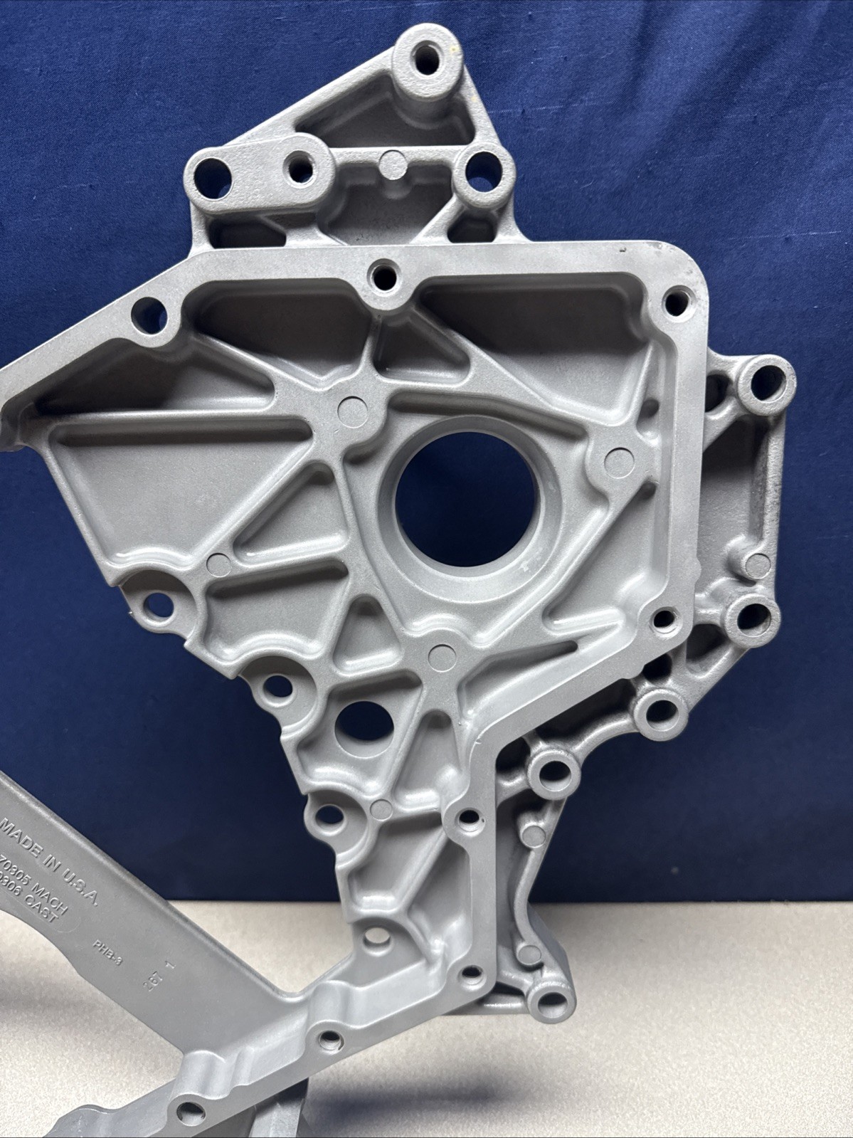 5.9L Cummins TIming Gear Housing 3970305 3970306 TIMING COVER 03-07 Ram 2500