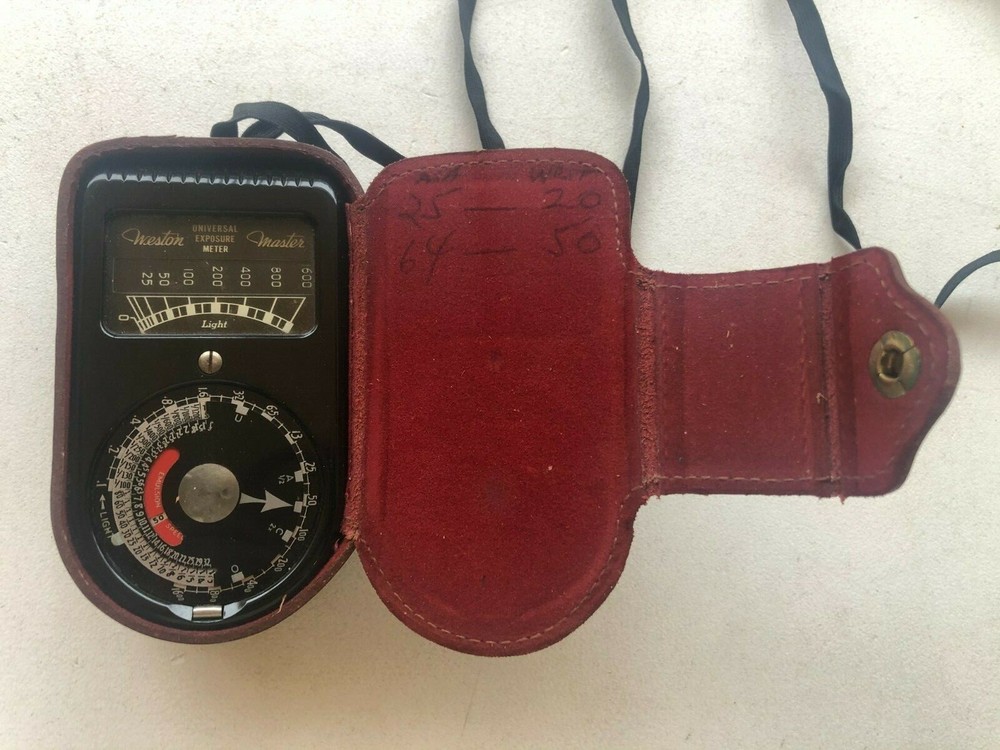 Weston Master Universal Exposure Light Meter Model 715 in Leather Case