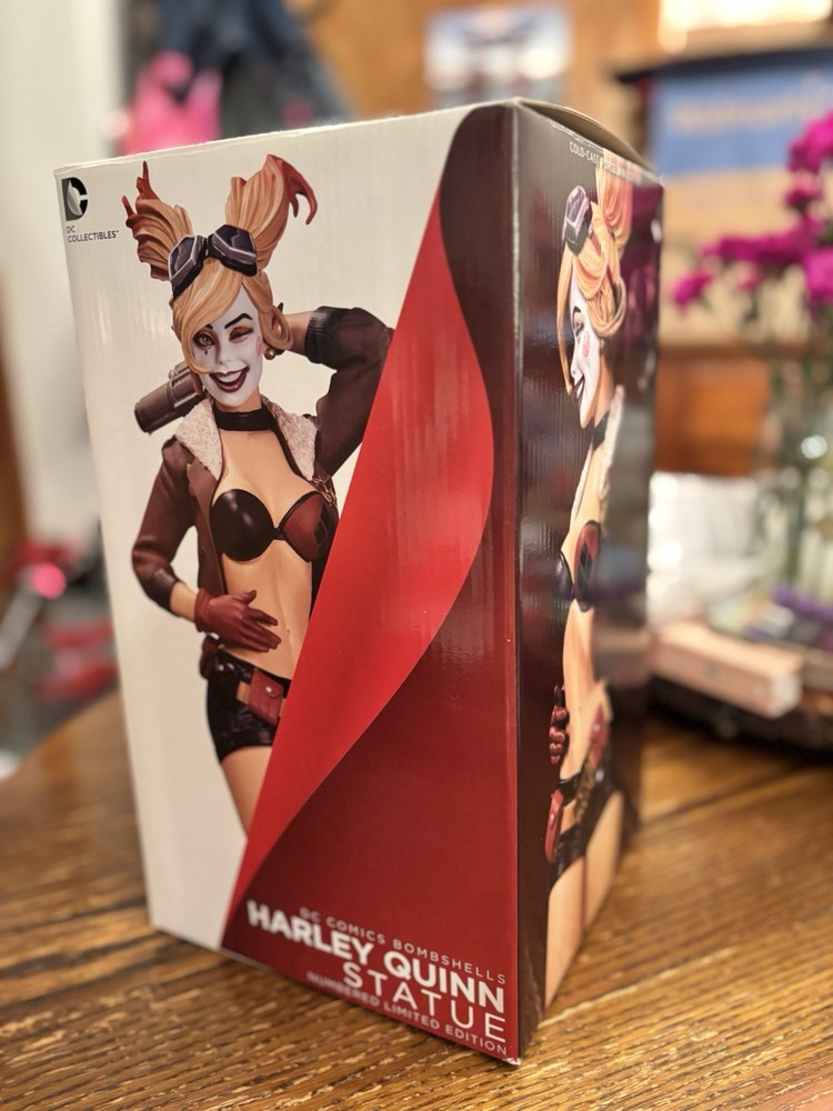 DC Bombshells Harley Quinn Perfect Condition Statue