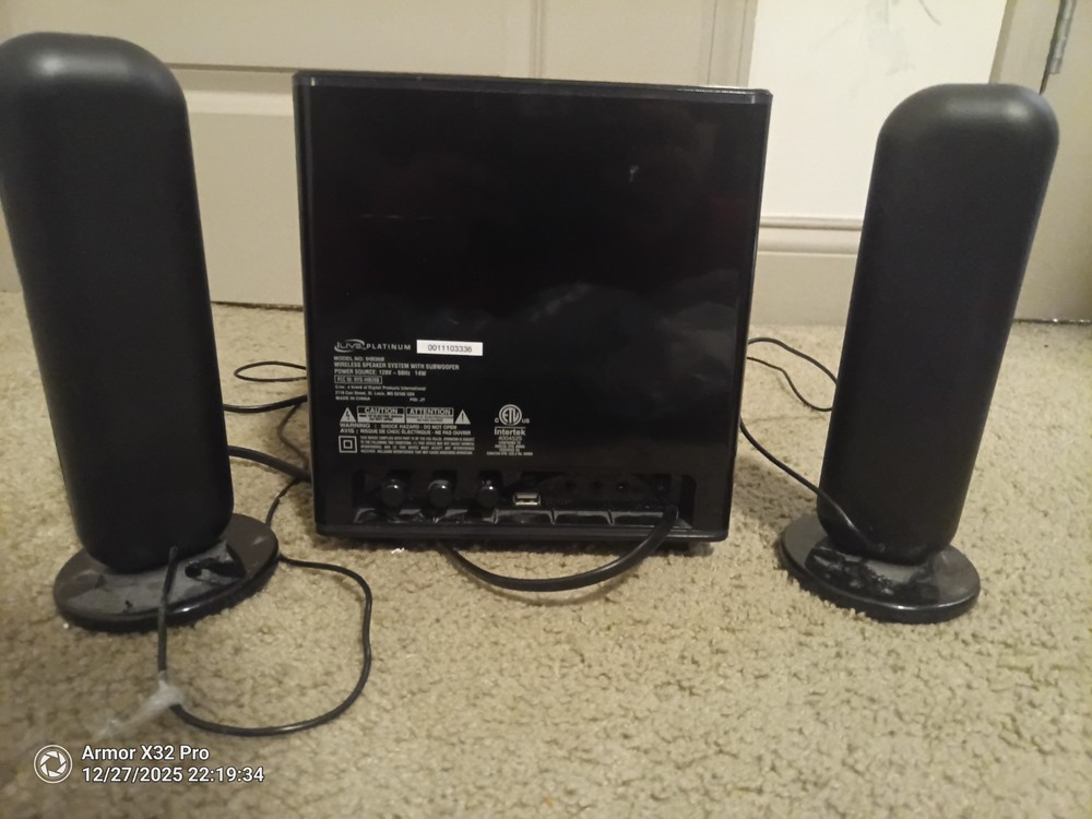 ilive platinum 3 Piece Bluetooth Speakers