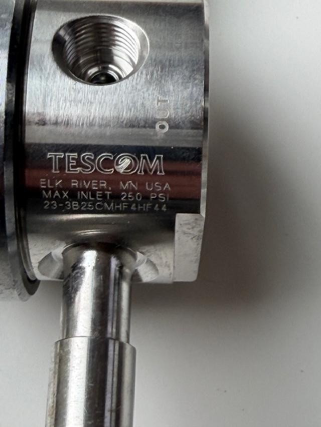 Tescom Pressure Regulator 23-3B25CMHF4HF44