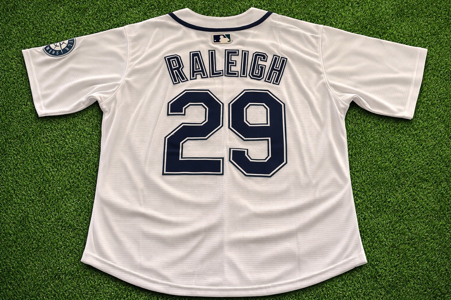 New With Tags! Cal Raleigh Seattle Mariners Men's Jersey! SHIPS SAME DAY!