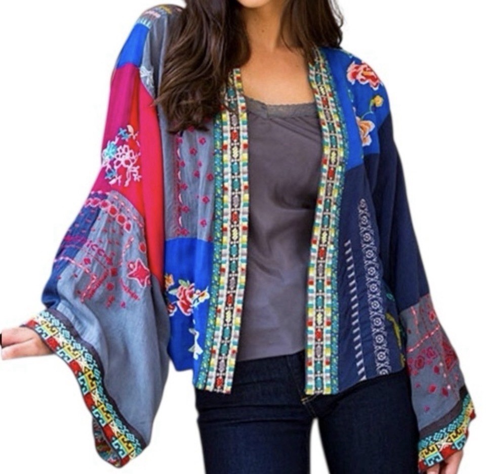 Johnny Was Embroidered Short Reversible Rayon Patchwork Kimono Jacket Rare SM/MD