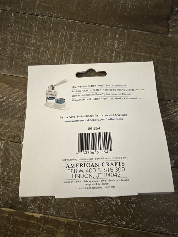 We R Memory Keepers Button Press Rosette Kit-Makes 2