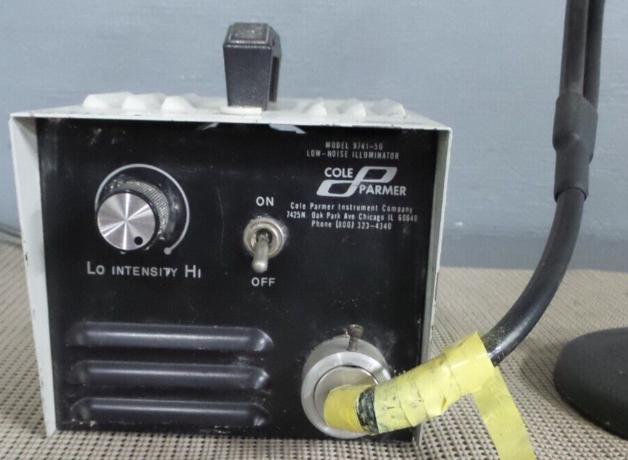 Cole-Parmer Model 9741-50 Low-Noise Illuminator