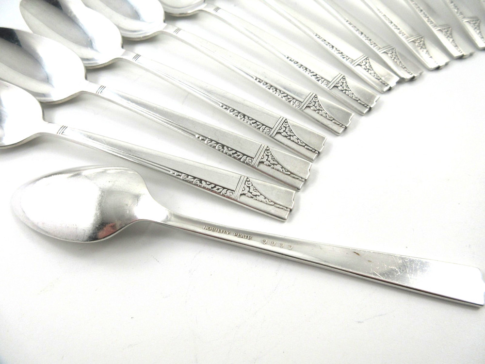 Oneida Nobility Plate CAPRICE 14 Teaspoons Silverplate Flatware