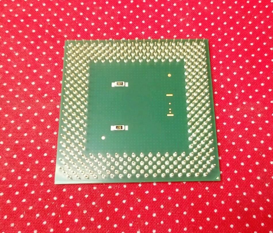 Intel Pentium Celeron 566MHz CPU Socket 370 Processor SL46T