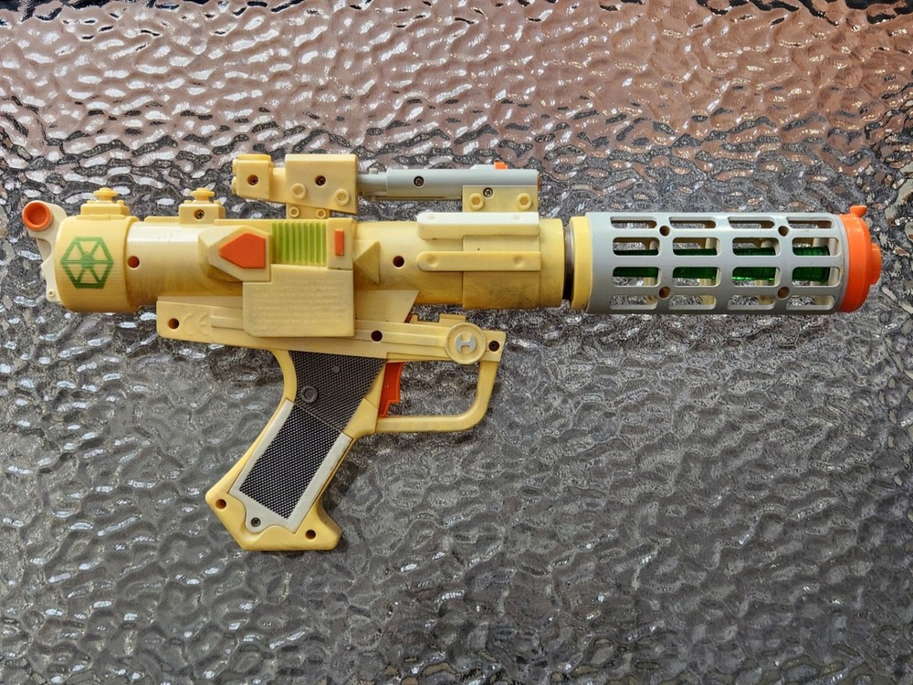 2004 STAR WARS General Grevious Electronic Blaster