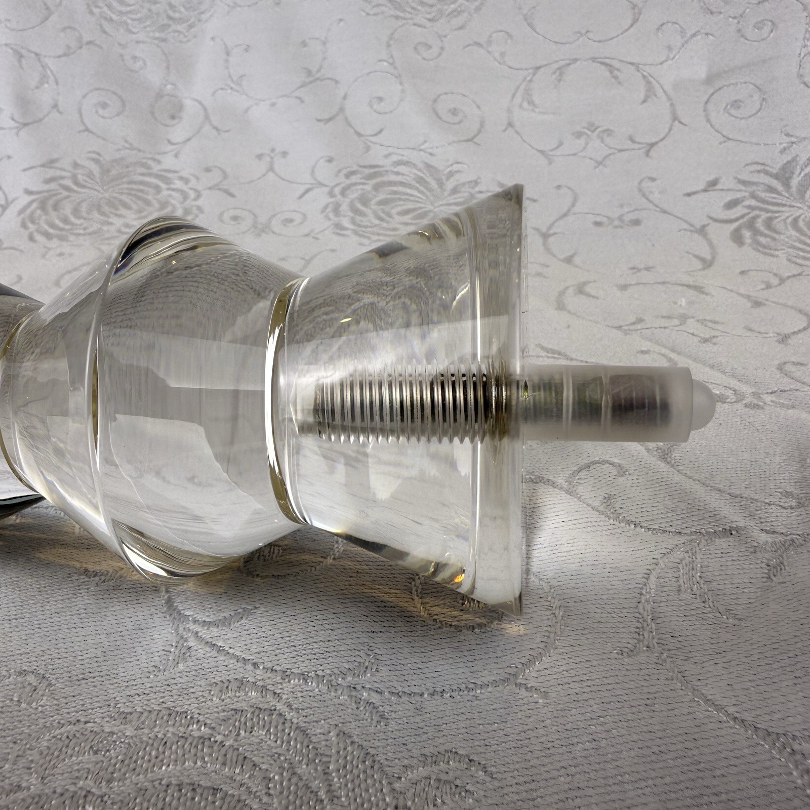 Jerever Acrylic Funiture Legs Lot Of Four (4) Legs With Mounting Hardware **READ