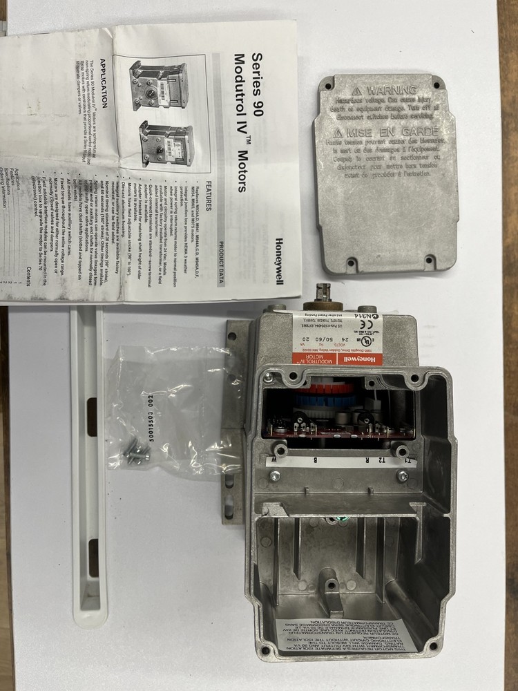 24V Spring Return Foot Mounted Actuator