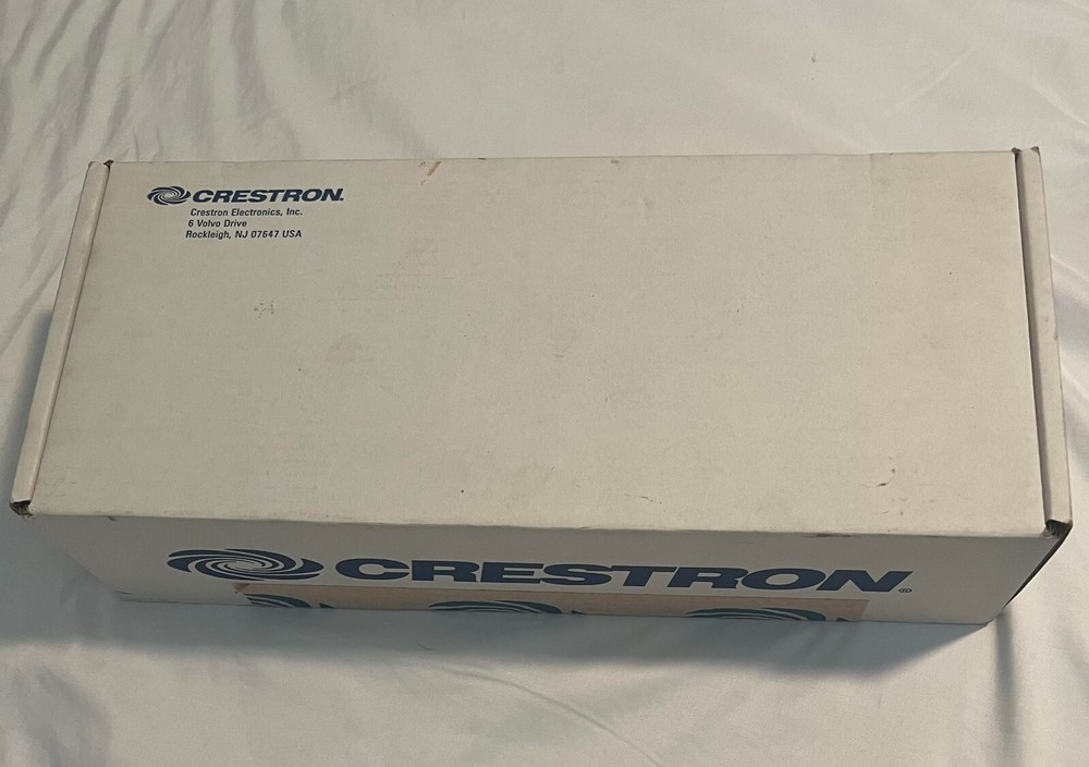 Crestron HD-DA8-4K-E New in Box