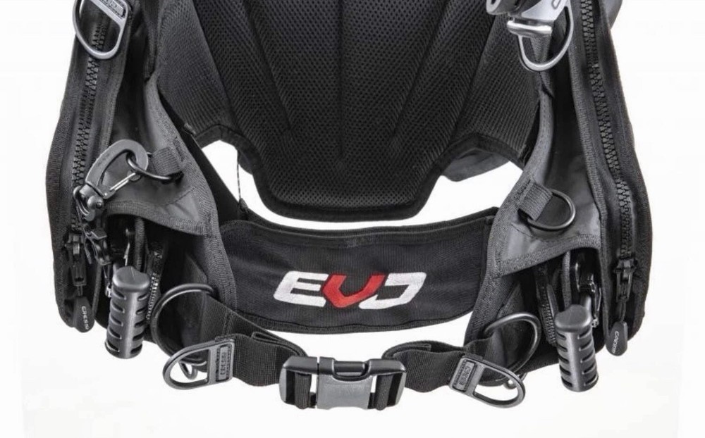 Cressi Commander Evolution BCD X-Large (Used LN)