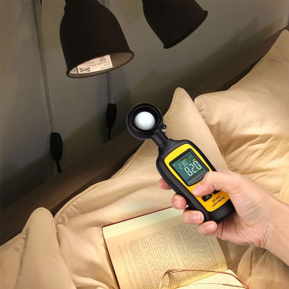 Light Meter Digital Illuminance Meter Handheld Ambient Temperature Measurer, Ran
