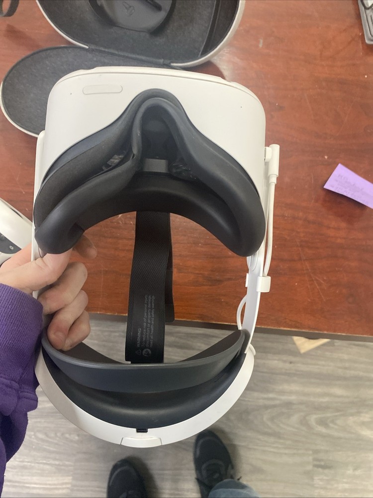 Oculus Quest 2 Bundle