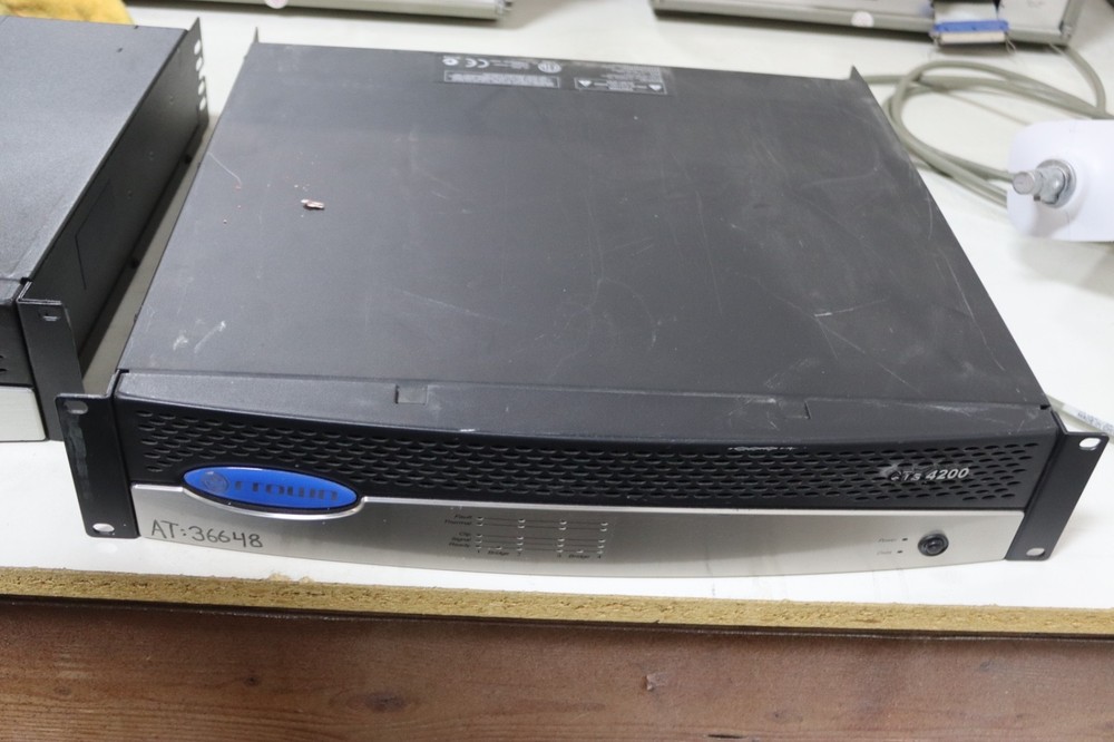 Crown CTs 4200 4-Channel Professional Amplifier