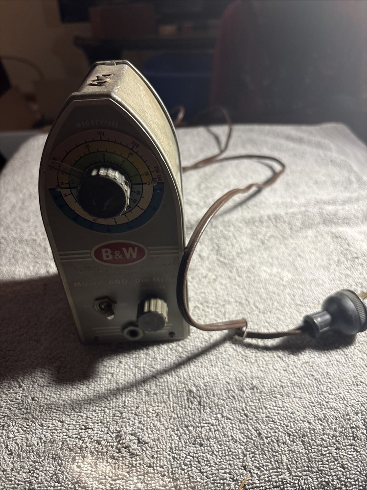 B&W Barker & Williamson Model 600 DIP Meter