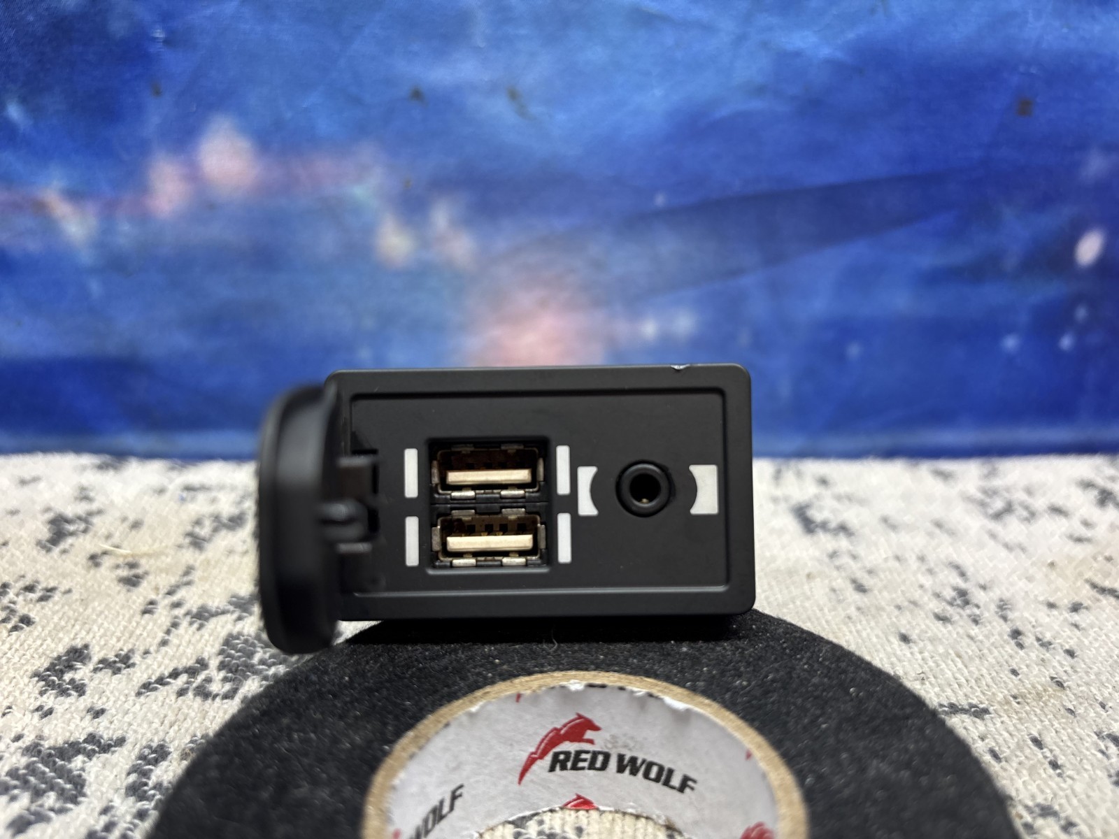 2014-2020 LEXUS IS200T IS350 AUXILIARY AUX USB ADAPTER PORT OEM 86190-53051