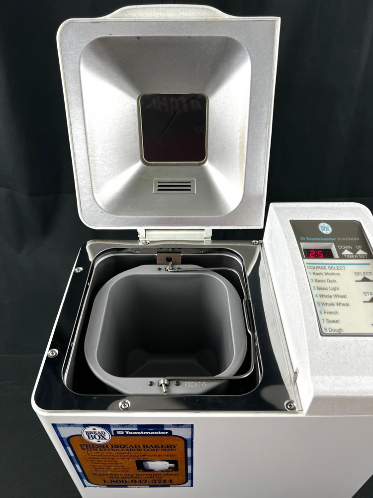 Toastmaster Platinum Bread Box Bread Maker Machine 2lb Loaf Model 1156S - Tested