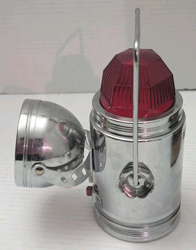 Ashflash Lantern with flashing red light and original box 6 volt