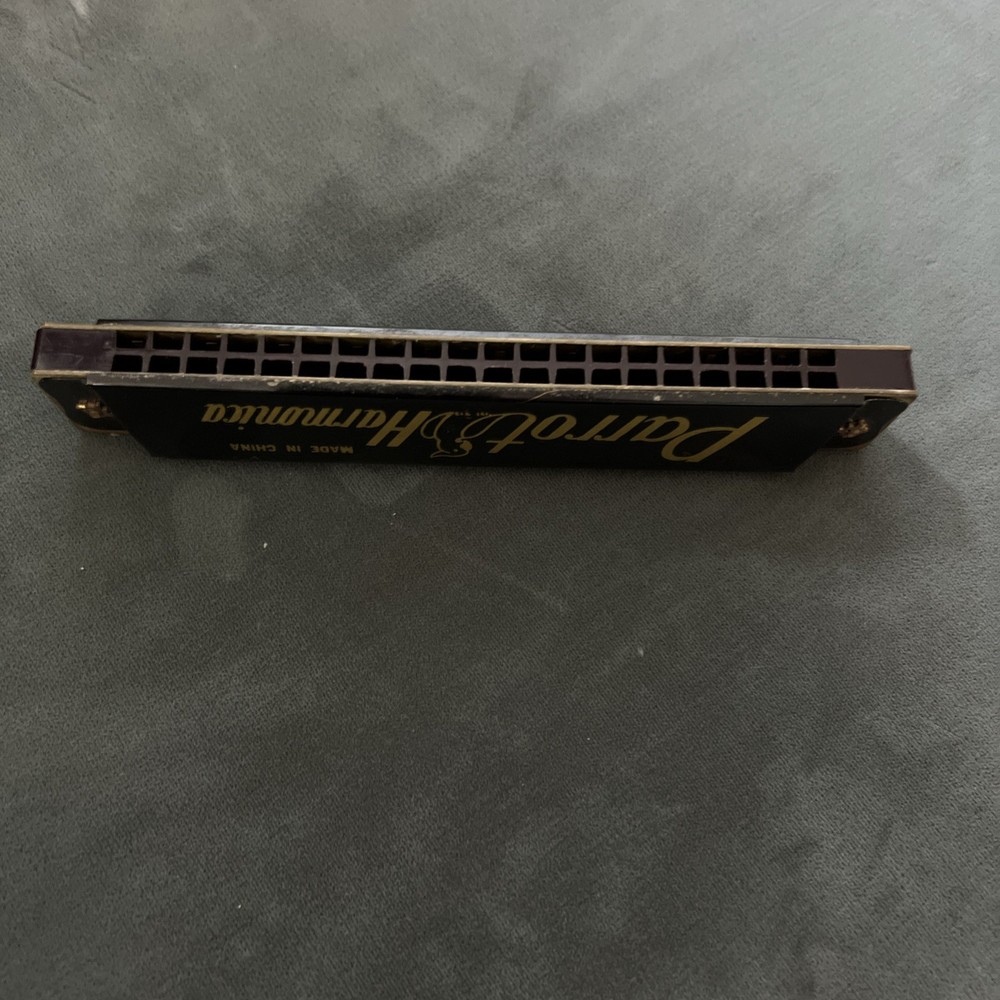 PARROT HARMONICA 40 HOLES