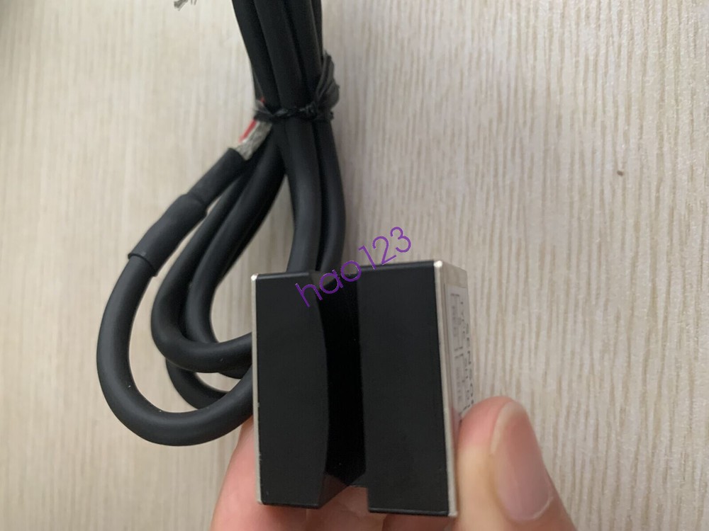 New SH-D12/12 SUMTAK sensor DHL/FedEx